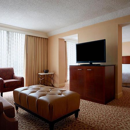 Stamford Marriott Hotel & Spa Bagian luar foto